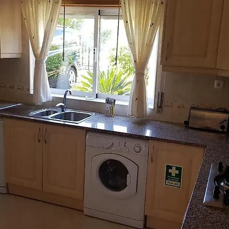 Great Flat Heated Indoor Pool Jacuzzi N 29 * פורטימאו